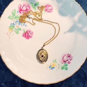 Vintage Gold Chain Danty Locket with Blue Stone
